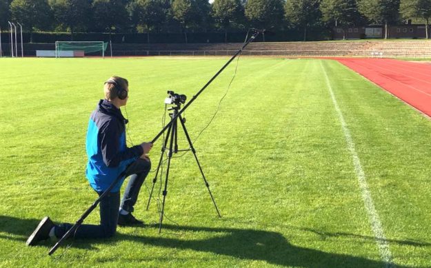 Dreh auf dem Sportplatz