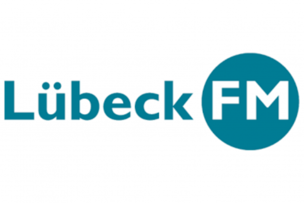 PicsArt_10-14-06.28.40