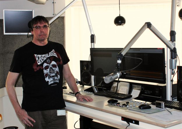 Bernd Thon im OKWK Radiostudio