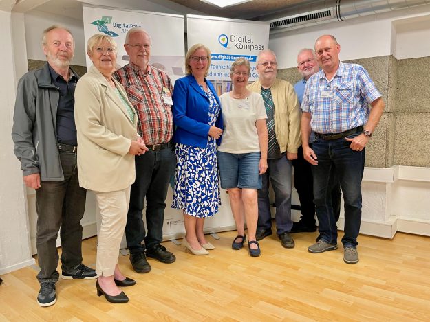 Digitalkompass Dithmarschen Team Staatssekretärin Silke Schiller-Tobies