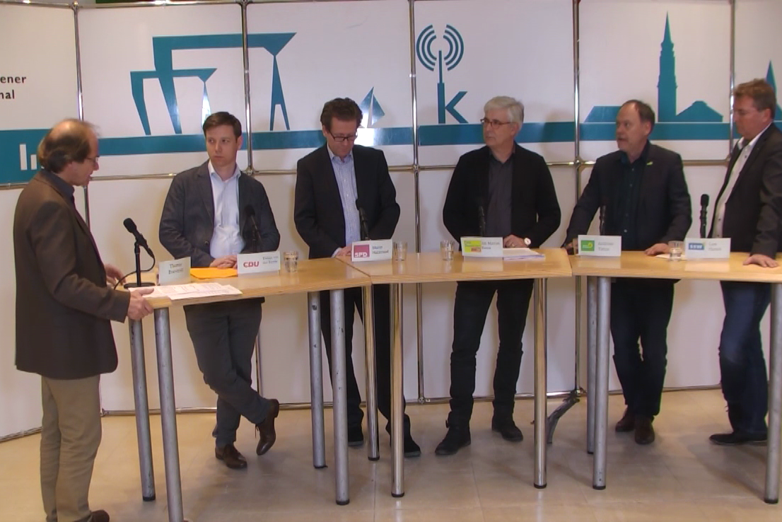 Aufz. v. 12.11.19, zu TOP 36: v. l.: T. Borowski (Moderator), T. v. d. Heide (CDU), M. Habersaat (SPD), J. M. Rossa (FDP), A. Tietze (B90/ DIE GRÜNEN), L. Harms (SSW)