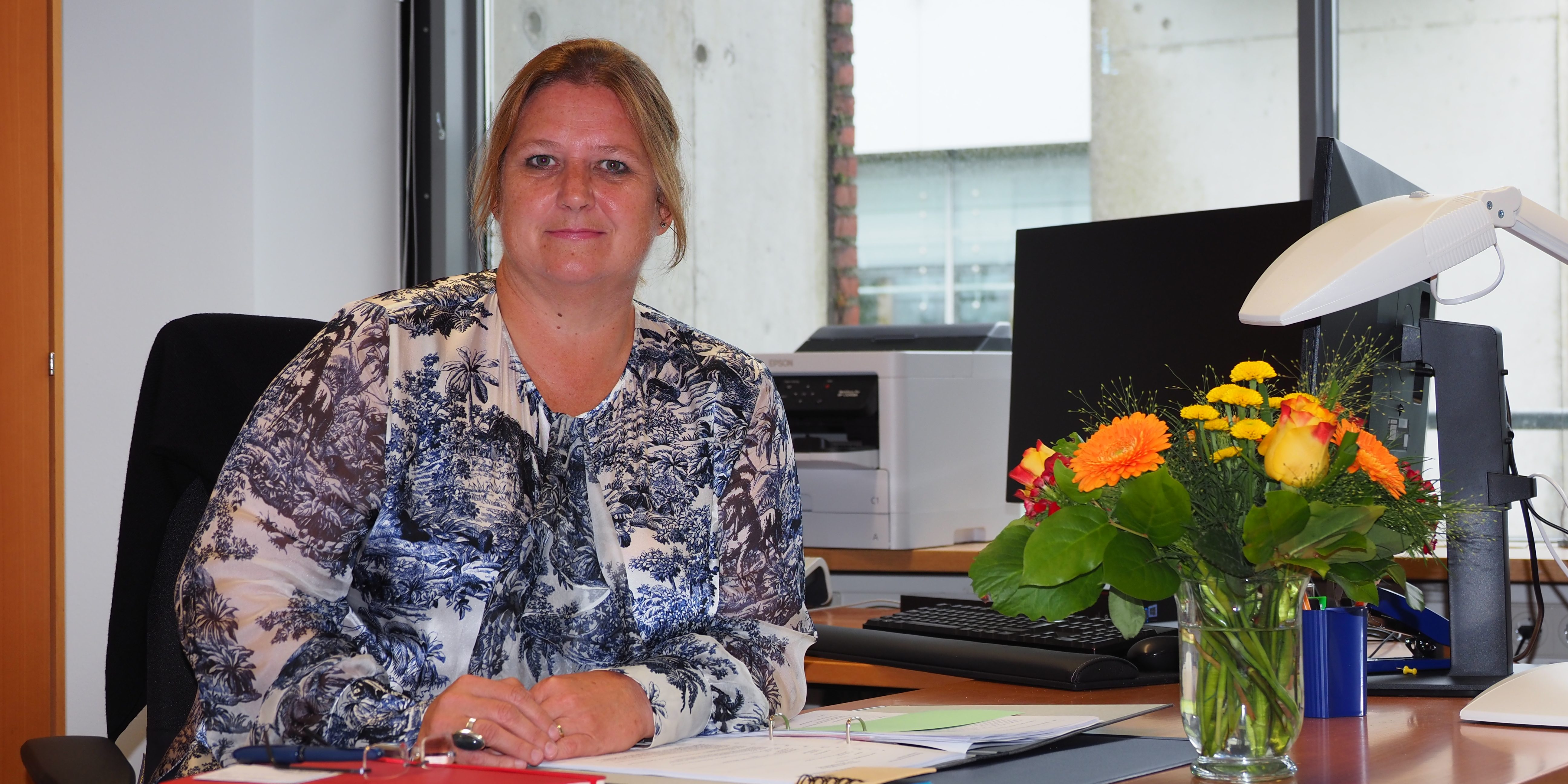 Professor Dr. Katja Kuhn