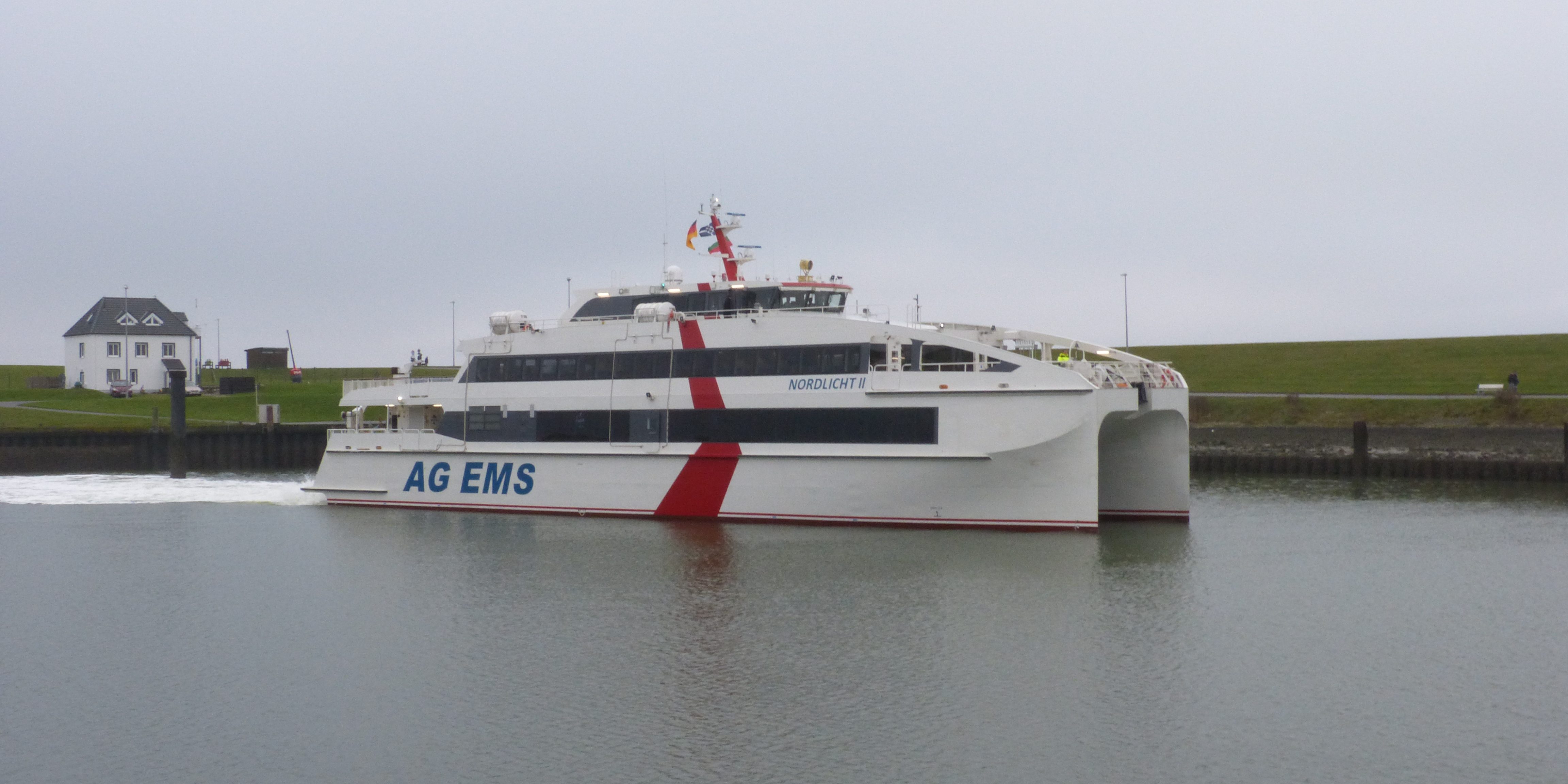AG EMS Vorstand Stellt Neues Schiff In B sum Vor Offener Kanal ag-ems-vorstand-stellt-neues-schiff-in-b-sum-vor-offener-kanal