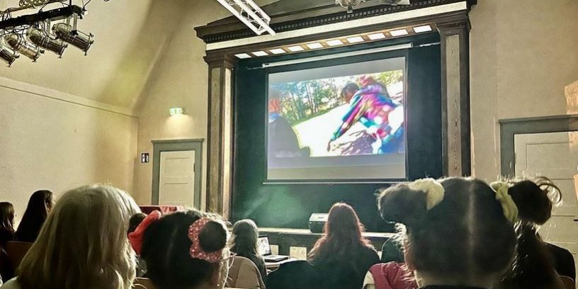 Das Mädchen mit der Froschbrille